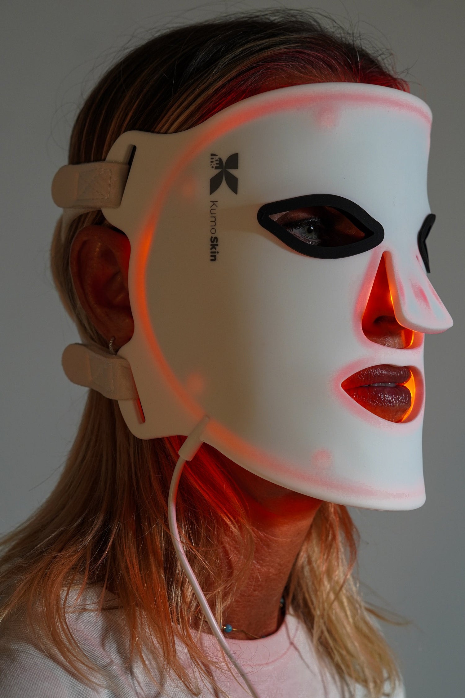 Máscara led facial para piel sensible y rosácea