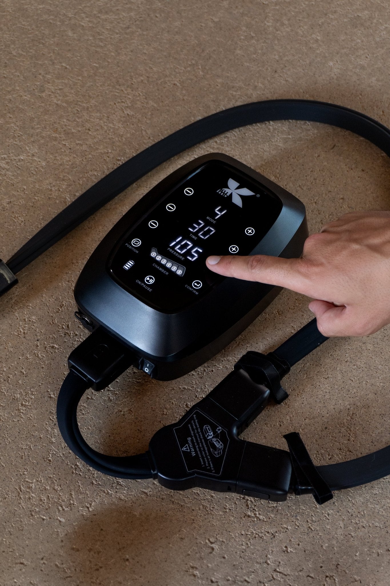 KumoWave Flow - Presoterapia de 6 Cámaras para Piernas - Kumo Balance