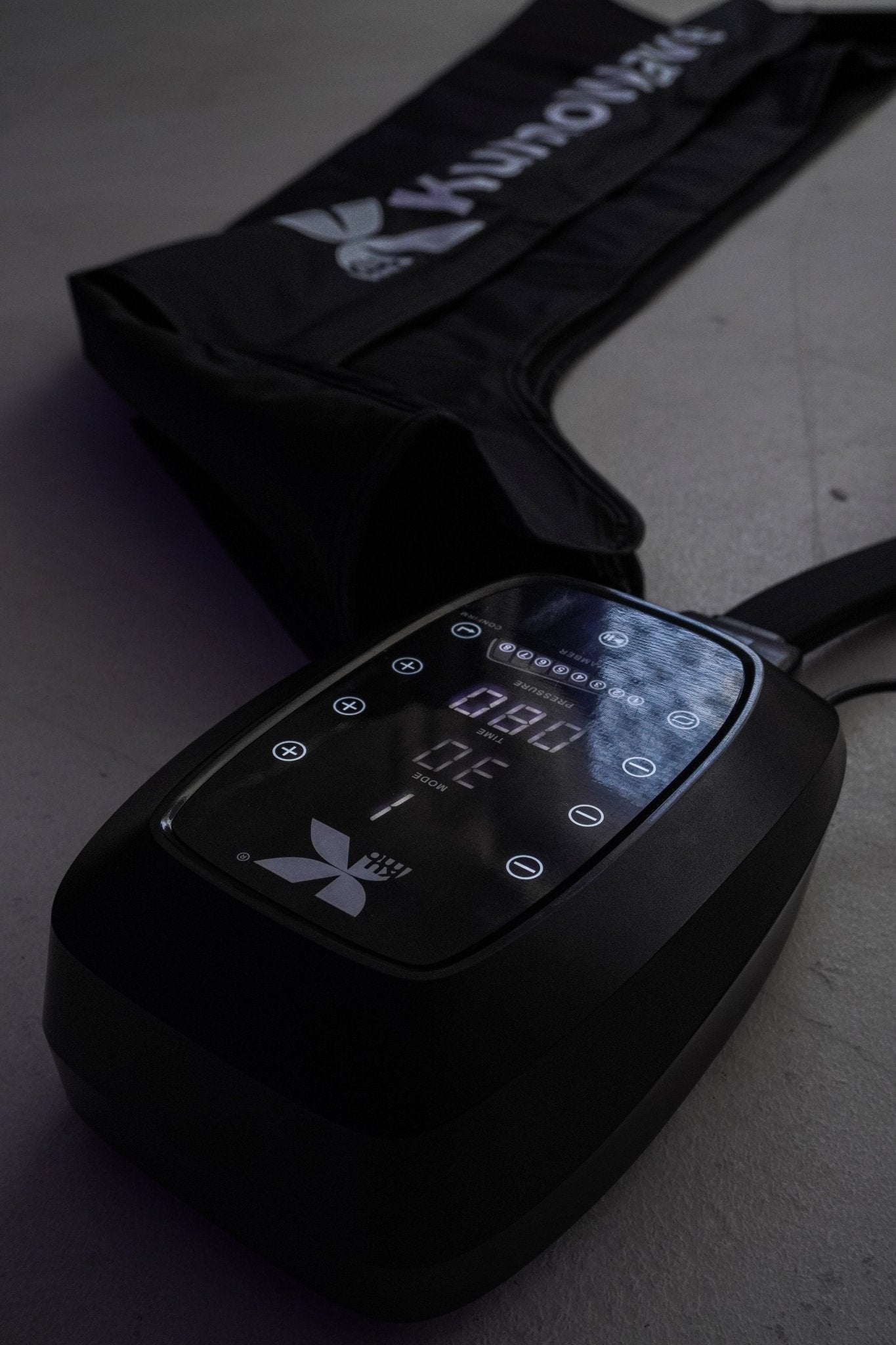 KumoWave Pro – Presoterapia en casa de 8 Cámaras para Piernas - Kumo Balance