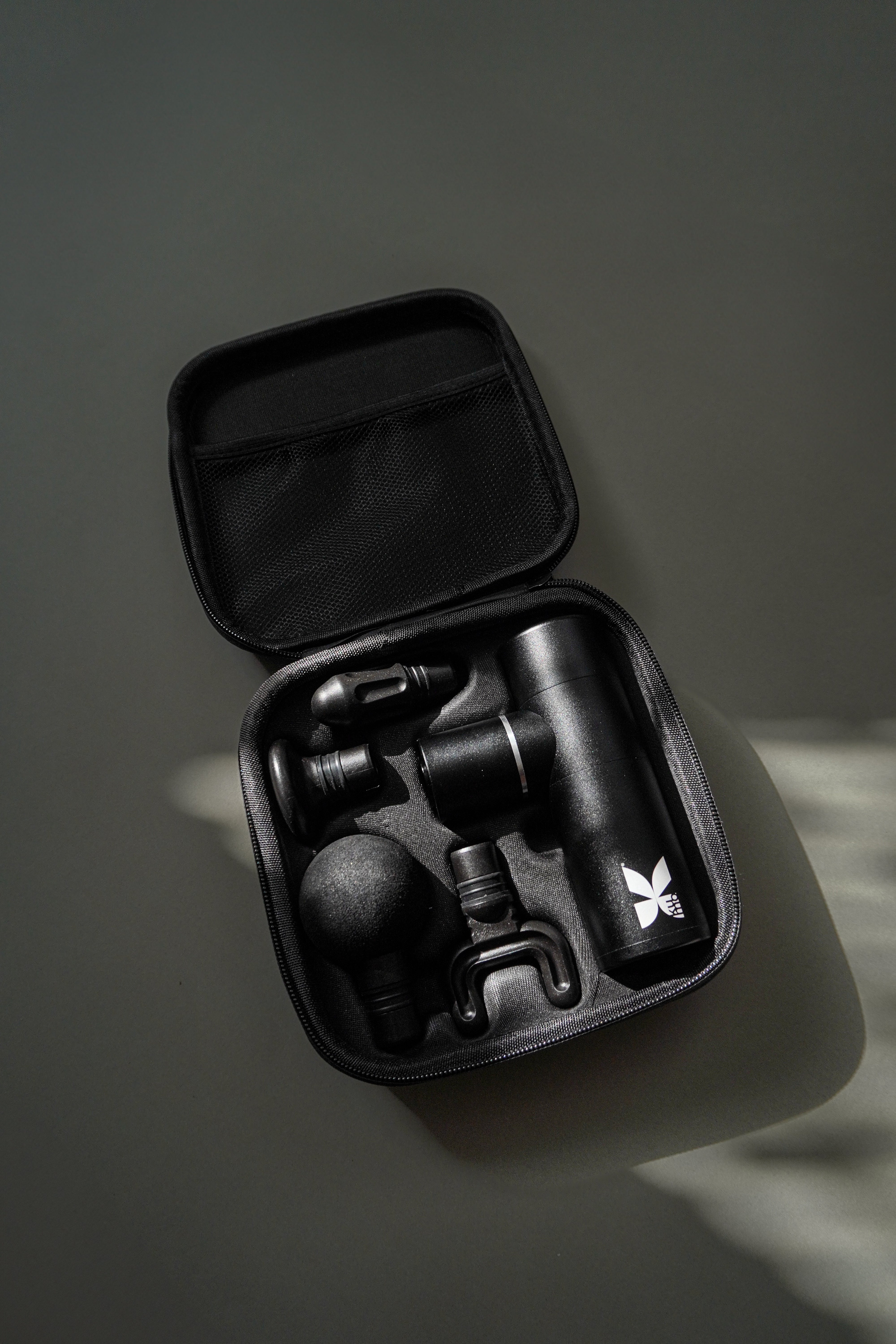 KumoPulse Air – Pistola de Masaje Portátil y Silenciosa
